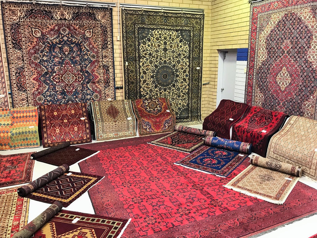 Persian Rug Online Auction End 8 pm AEST 15th April