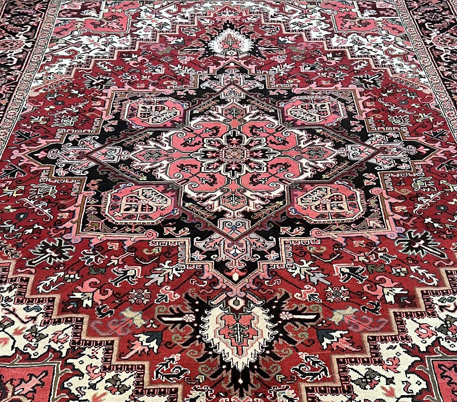 Persian Heriz Rug 3.4x2.5m