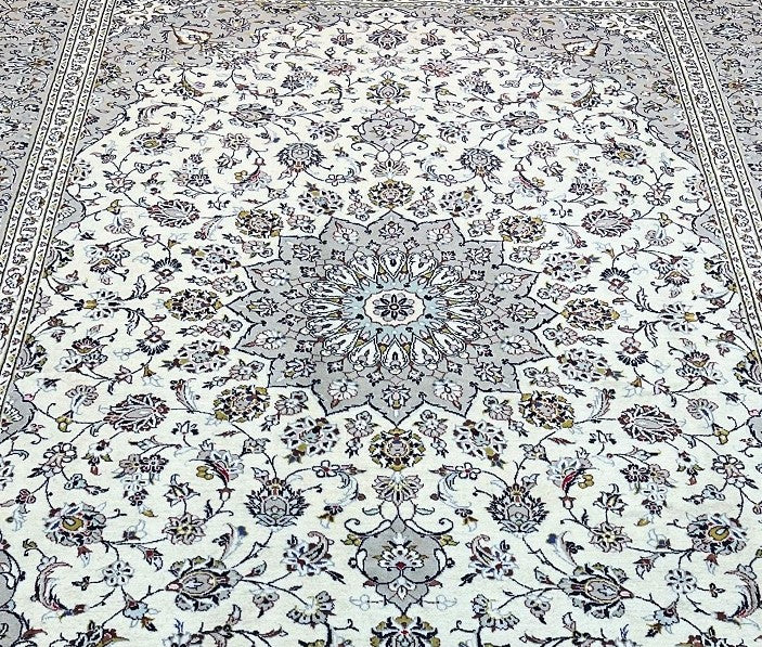 Persian Kashan Rug 3.7x2.5m For Canberra Homes.