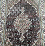 Indian Tabriz Mahi Rug 2.5x1.7m