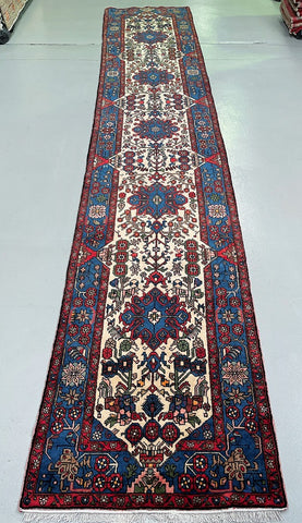 files/5m-wool-persian-nahavand-hall-runner-perth.jpg