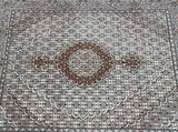 Fine Persian Tabriz Rug 2x1.5m
