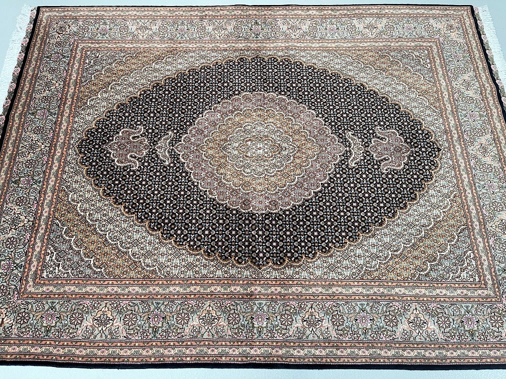 masterpiece-Persian-rug