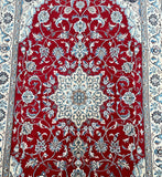 2.6x1.6 Nain Persian Rug