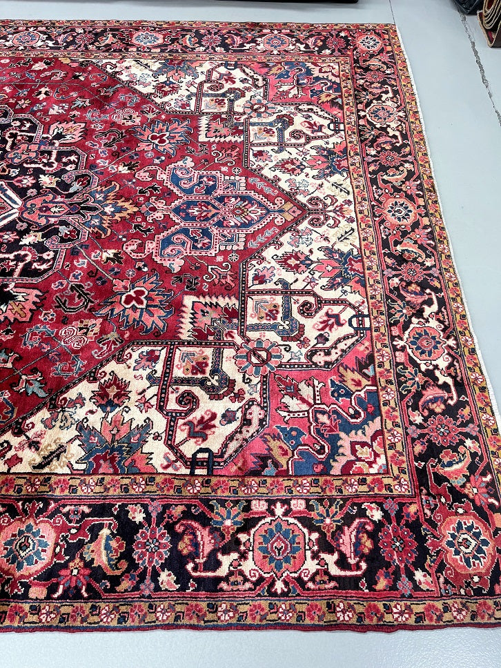 3.6x2.6m Tribal Persian Heriz Rug