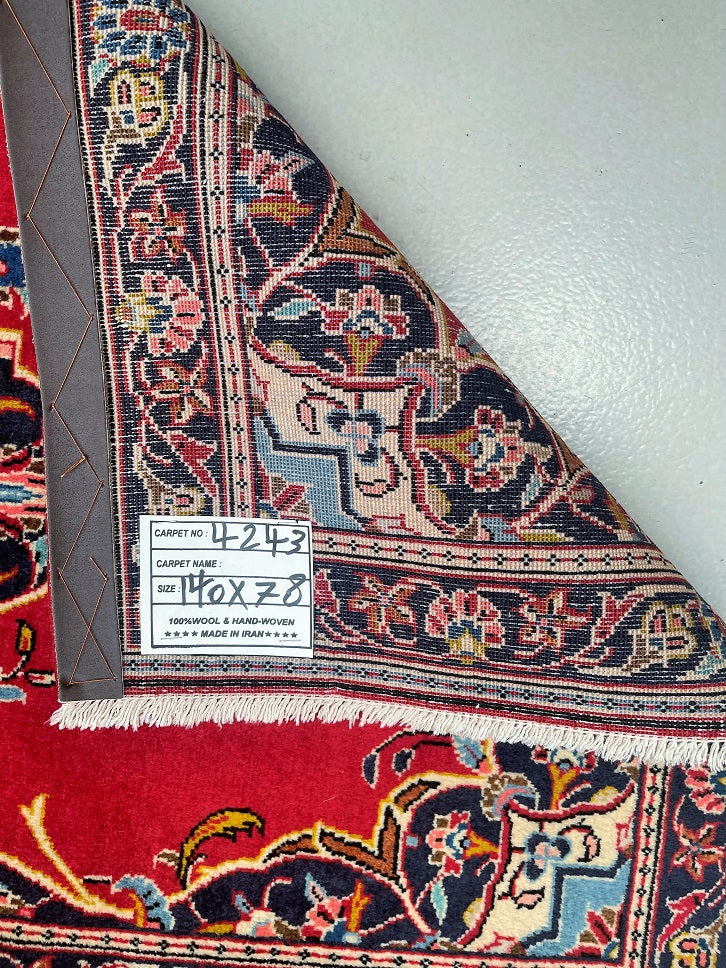 1.4x0.8m Persian Kashan Rug
