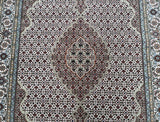 Indian Tabriz Mahi Rug 2.5x1.7m