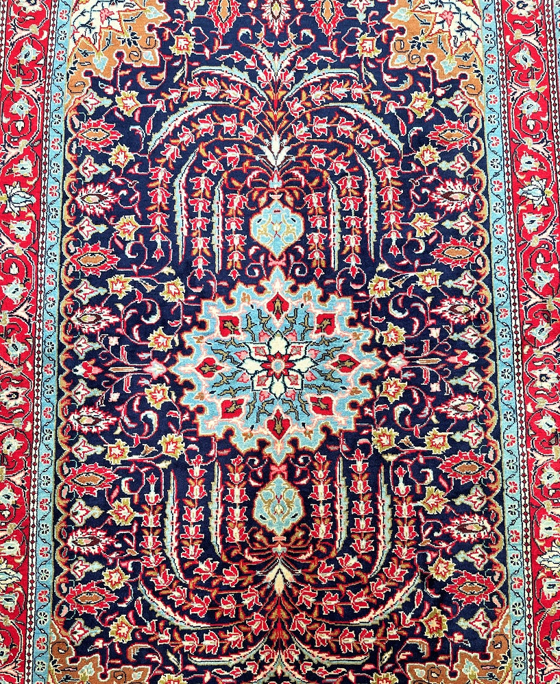 Traditional Persian Sarough Rug 2x1.4m