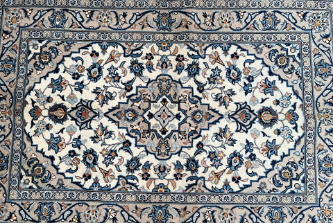 files/beige-kashan-rug-147x100cm-perth.jpg
