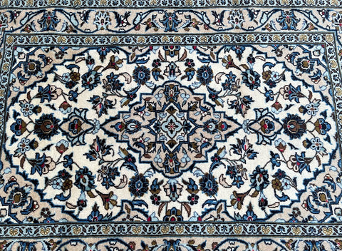 files/beige-persian-kashan-rug-150x100cm-handmade-oriental-rug.jpg