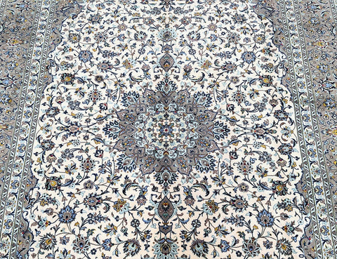 files/beige-persian-kashan-rug-340x246cm.jpg