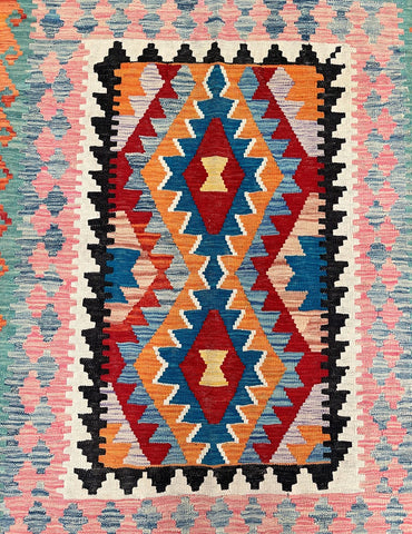 files/boho-kilim-rug-173x118cm.jpg