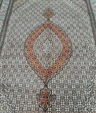 files/fish-design-Persian-Tabriz-rug.jpg