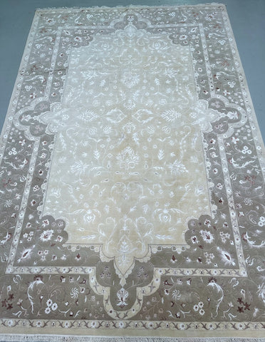files/ivory-beige-jaipur-oriental-rug-300x204c.jpg
