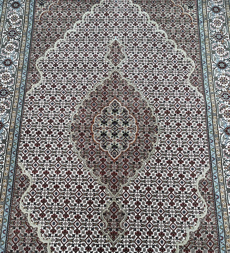 Indian Tabriz Mahi Rug 2.5x1.7m