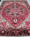 Stunning large room size hand knotted Persian Heriz rug 340x250cm