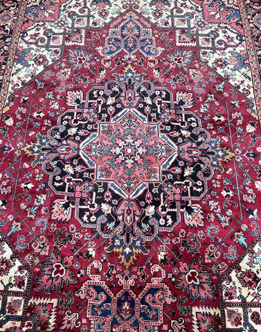 files/persian-heriz-rug-365x260cm.jpg