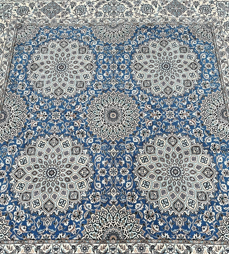 Nain Octagonal Rug A square-shaped, handmade Persian Nain rug with a geometric floral ...
