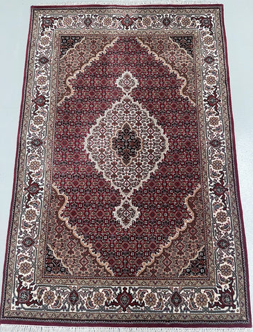 files/tabriz-rug-182x122cm-perth.jpg