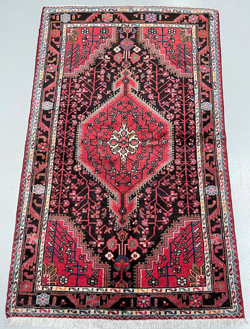 files/vintage-tuserkan-persian-rug-175x107cm-traditional.jpg