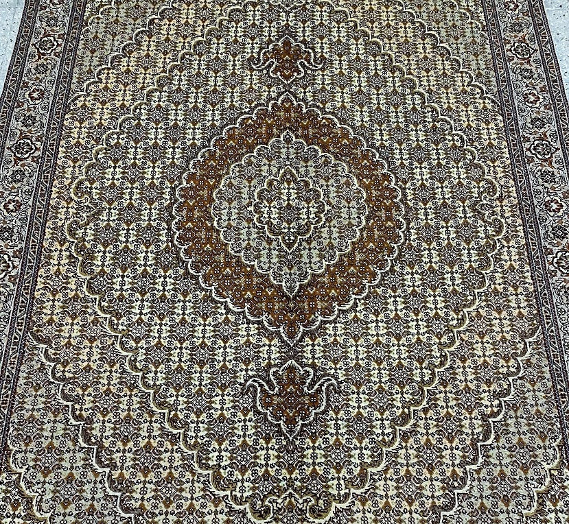 Superfine Fish Design Persian Tabriz Rug 2x1.5m