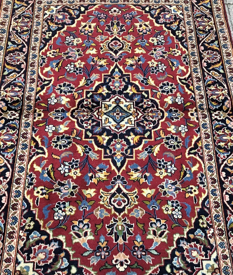 Traditional Persian Kashan Rug 1.6x1m