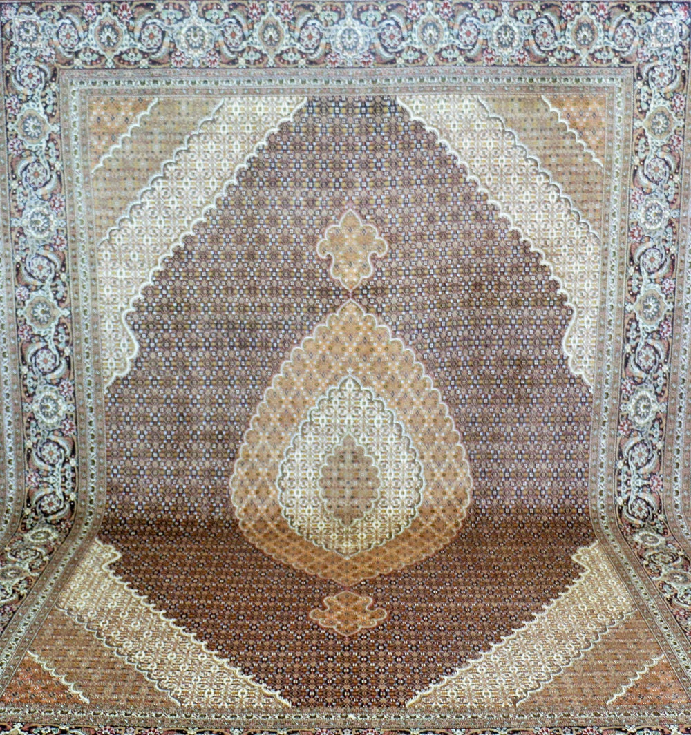 Superb Persian Tabriz Rug 3.5x2.5m