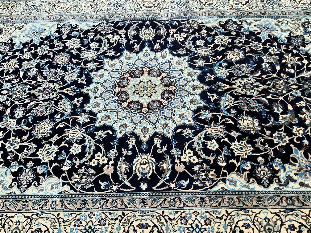 3.1x2m Nain Persian Rug