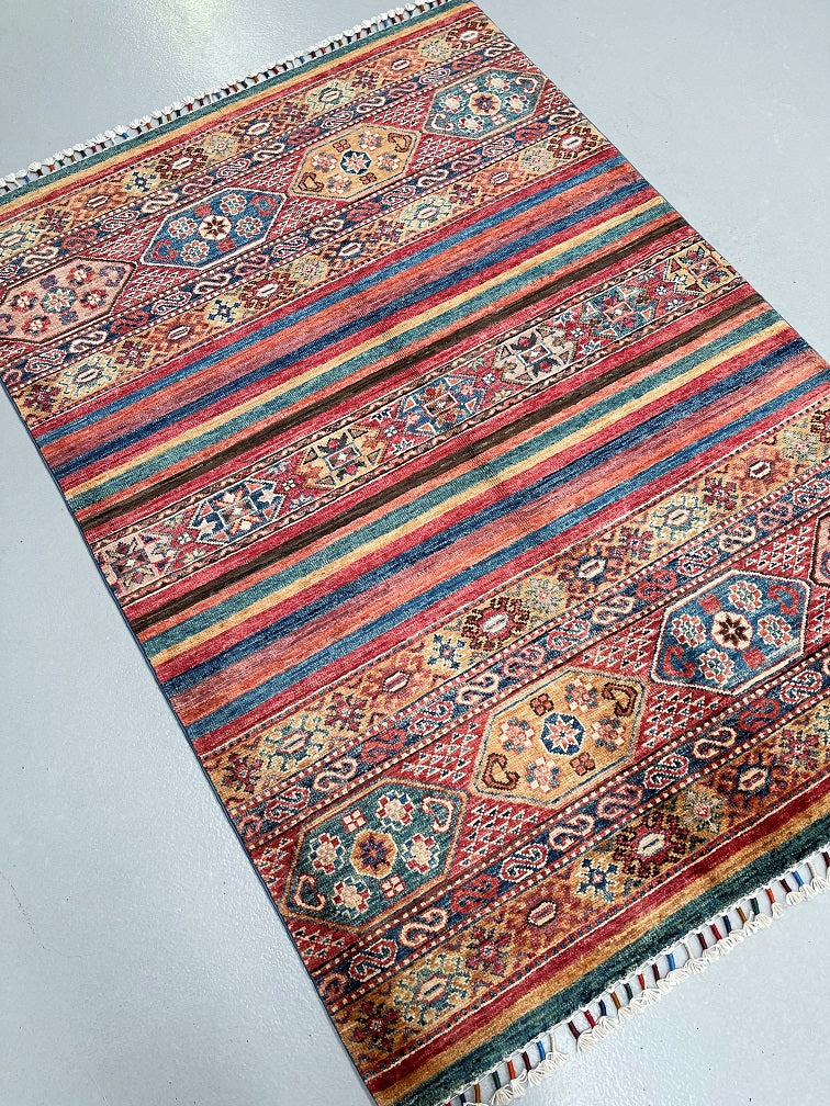 shawl_design_Kazak_rug
