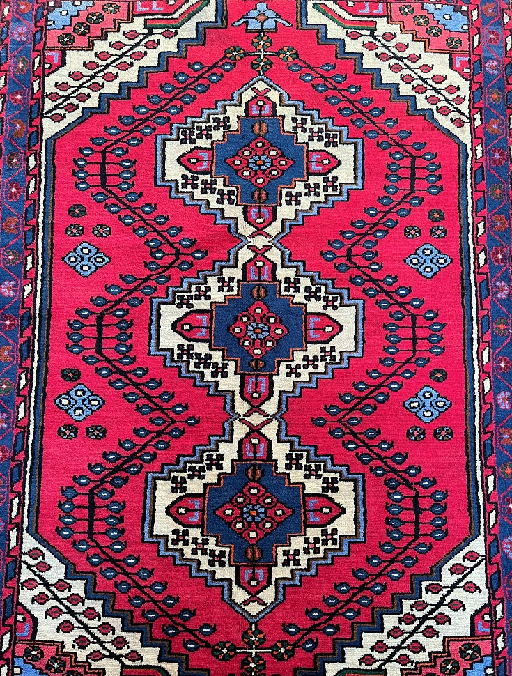 Tribal Persian Hamedan Rug 1.5x1m