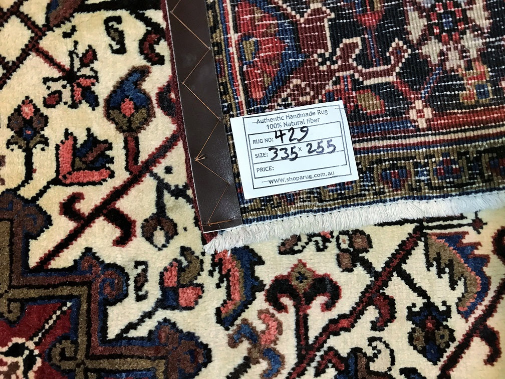3.4x2.5m Heriz Persian Rug
