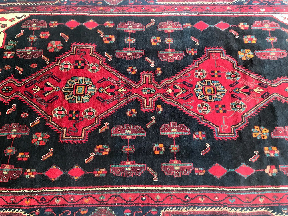 2.85x1.55m Tribal Koliai Persian Rug
