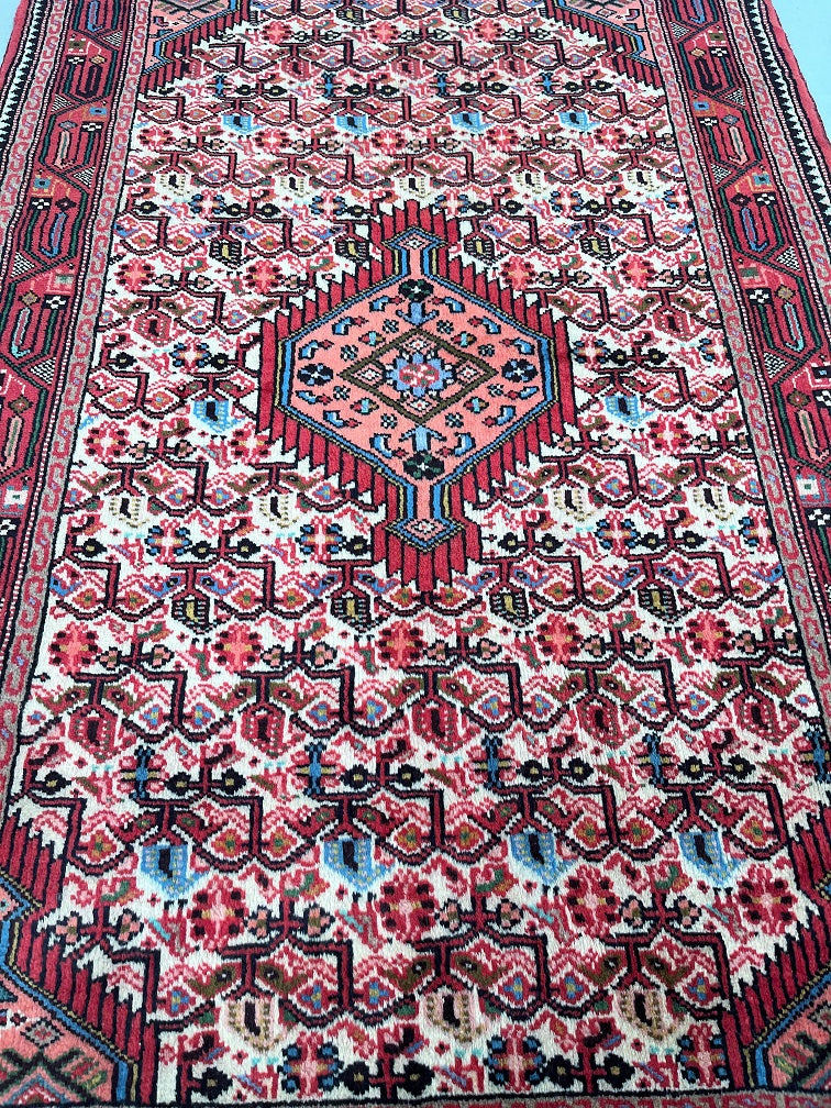 1.5x1m Tribal Persian Hamedan Rug