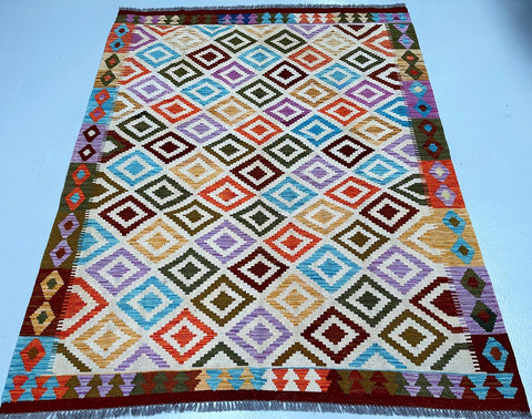 products/multicolour-diamond-design-kilim-rug-193x157cm.jpg